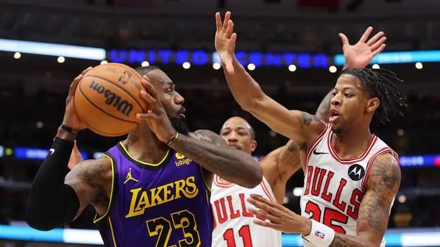 清晨足总杯焦点战;芝加哥公牛扳平良机;气氛紧张;数据趋势出现新变化 清晨足总杯焦点战;芝加哥公牛扳平良机;气氛紧张;数据趋势出现新变化